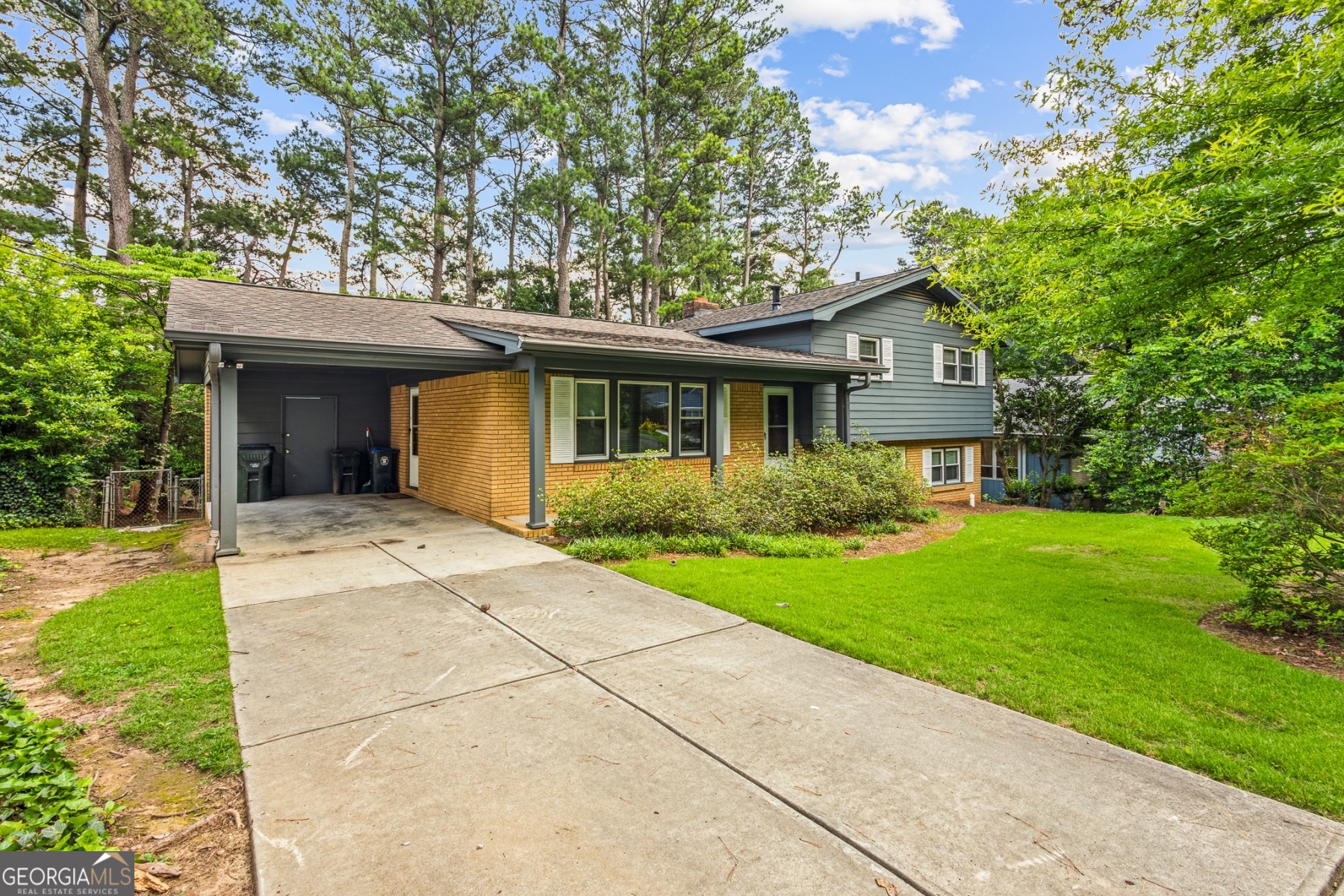 2955 Appling Way Atlanta, GA 30341 - Photo 2 of 23