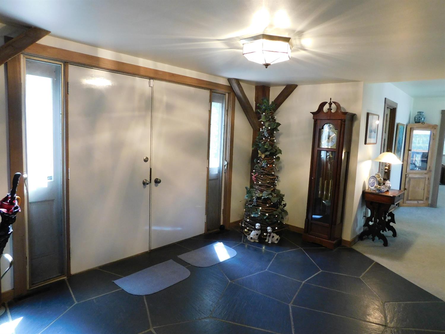 4111 Timberview Road West Harrison, IN 47060 - Photo 4 of 42 Gallery Image 4
