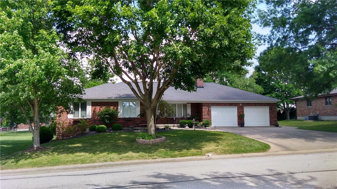 1417 Deerfield Road Quincy, IL 62305 - Photo 1 of 1 Gallery Image 1