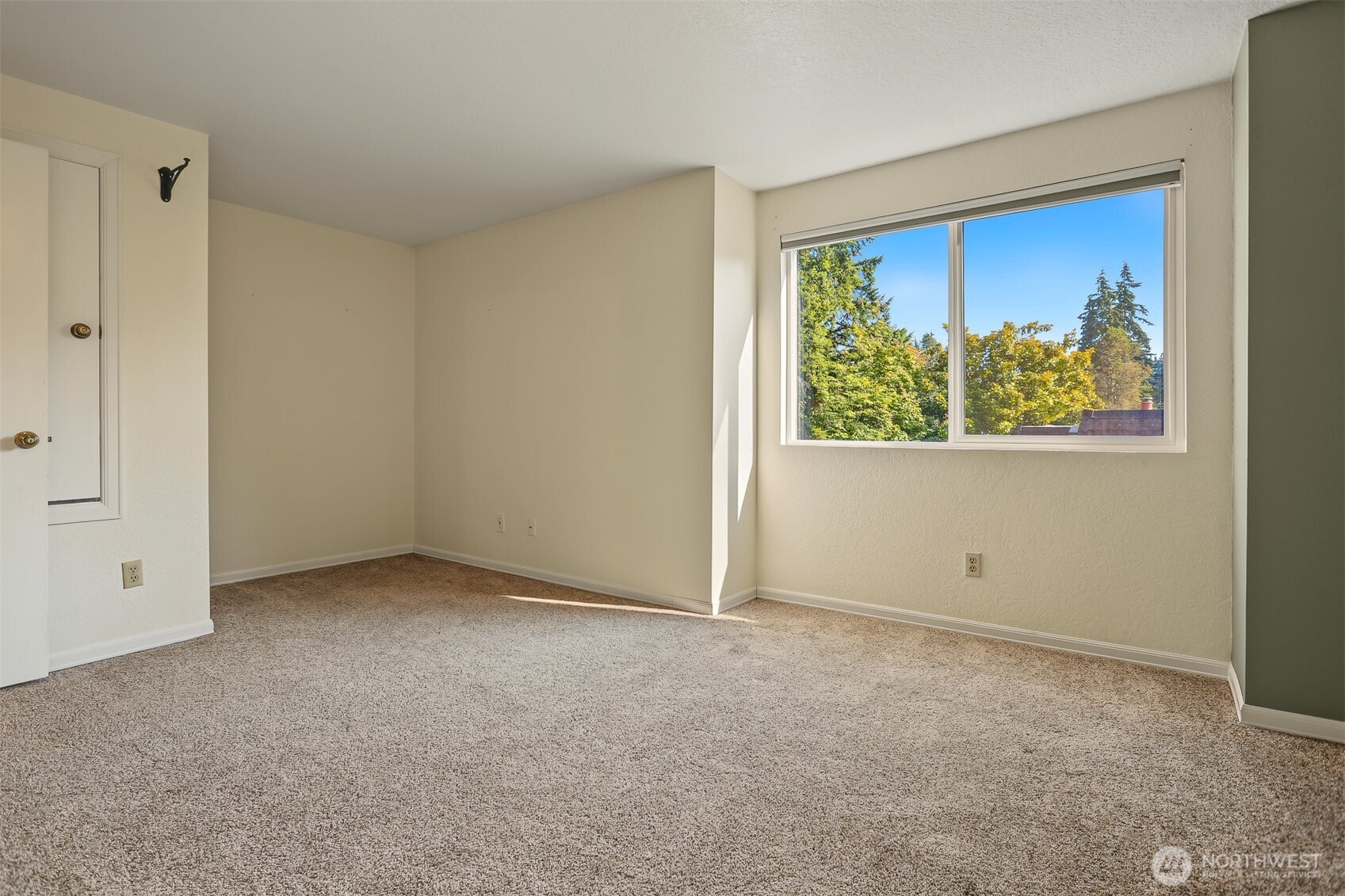 8719 238th Street Southwest, Unit B3 Edmonds, WA 98026 - Photo 21 of 34 Gallery Image 21