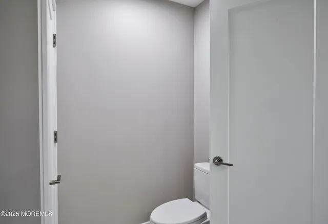 a bathroom with a toilet