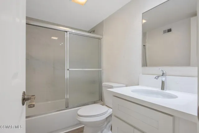 $3,900 | 5304 Captains Place, Agoura Hills, CA 91301