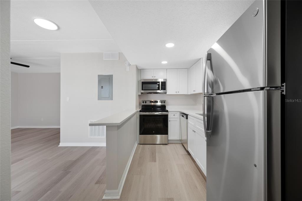 7950 Blind Pass Road, Unit 4 St. Petersburg, FL 33706 - Photo 6 of 29