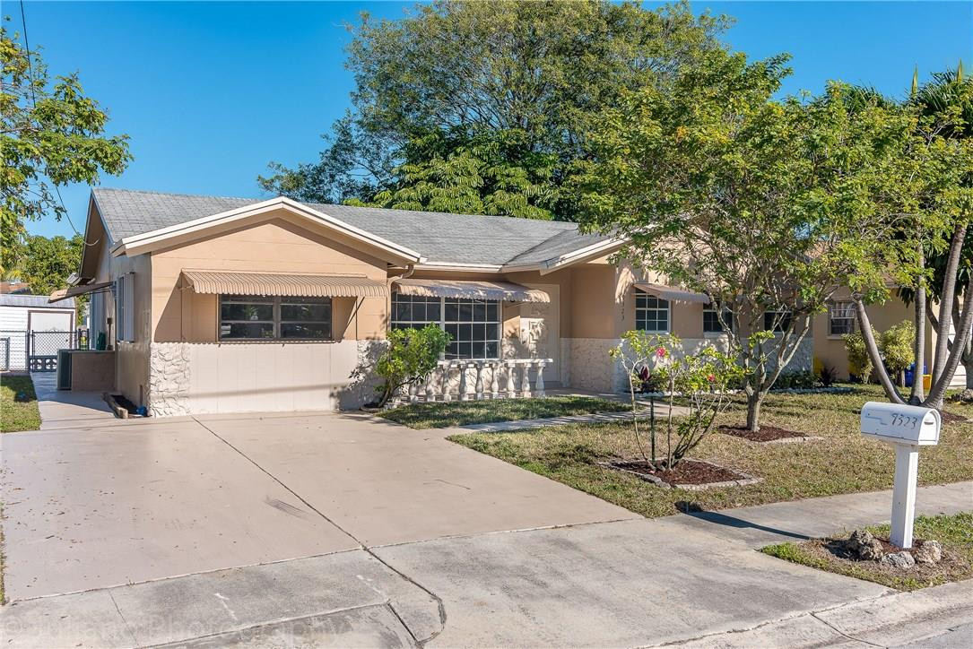 9323 Southwest 3rd Street Boca Raton, FL 33428 - Photo 2 of 20 Photo 2