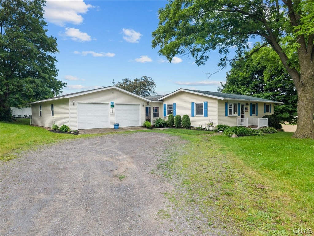 1548 West Genesee St Road Aurelius, NY 13021 - Photo 2 of 39 Sitting pretty on 1.8 acres