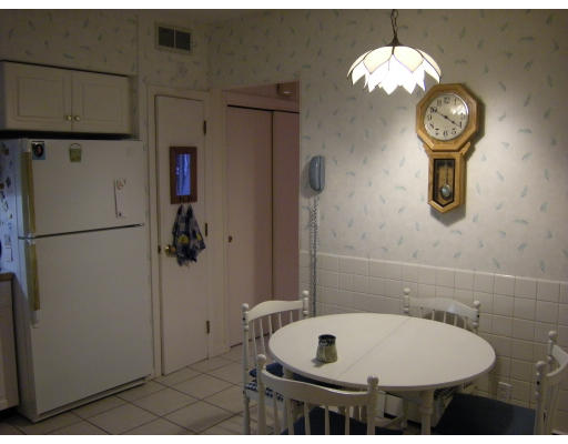 89 Damon Road Needham, MA 02494 - Photo 10 of 18