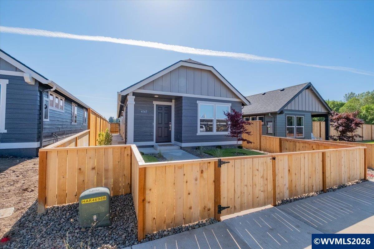 4747 Harrier Street Albany, OR 97322 - Photo 3 of 42