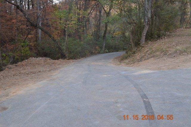 370 Blythes Ferry Road Dayton, TN 37321 - Photo 6 of 64 DrivewayPaved (1)