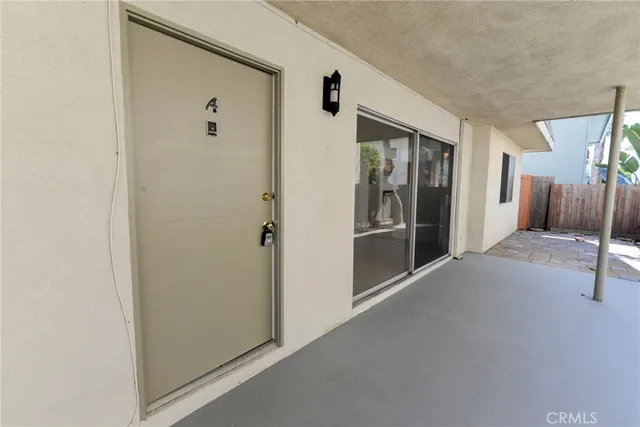 $2,700 | 207 West Mariposa, Unit A, San Clemente, CA 92672