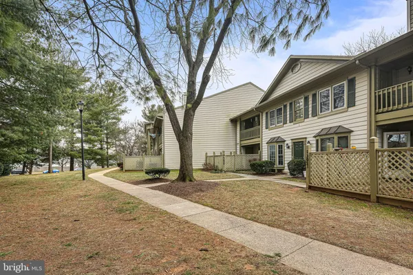 $1,925 | 13027 Shadyside Lane, Unit 12207, Germantown, MD 20874