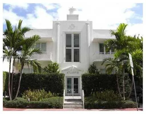 $1,895 | 1751 James Avenue, Unit 104, Miami Beach, FL 33139