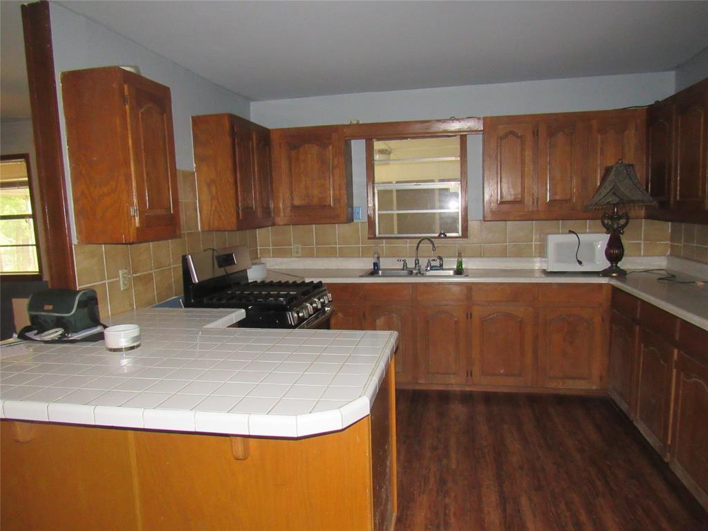 17700 Fm-901 Gordonville, TX 76245 - Photo 12 of 34