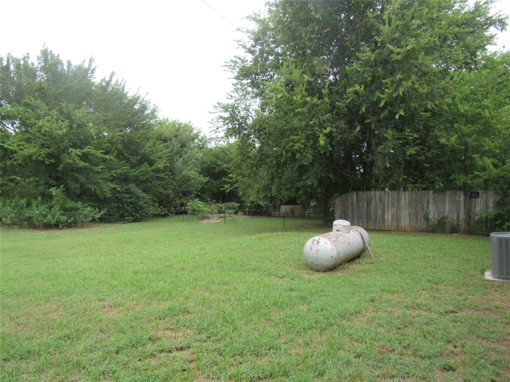 17700 Fm-901 Gordonville, TX 76245 - Photo 7 of 34