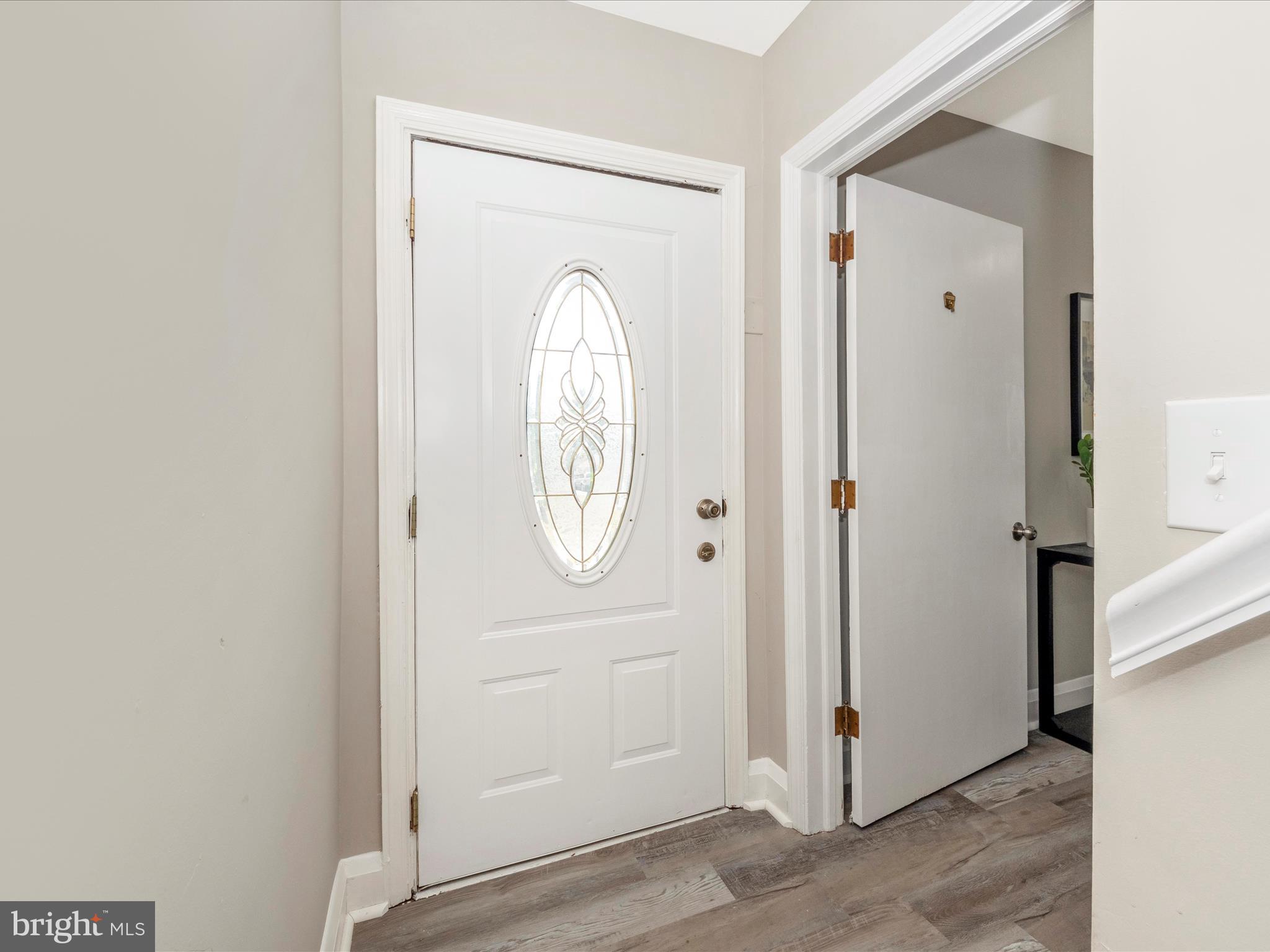 1914 Midland Road Dundalk, MD 21222 - Photo 2 of 50 Foyer