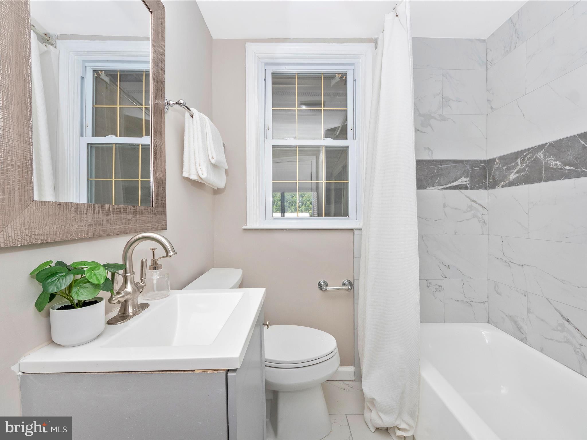 1914 Midland Road Dundalk, MD 21222 - Photo 9 of 50 Bathroom