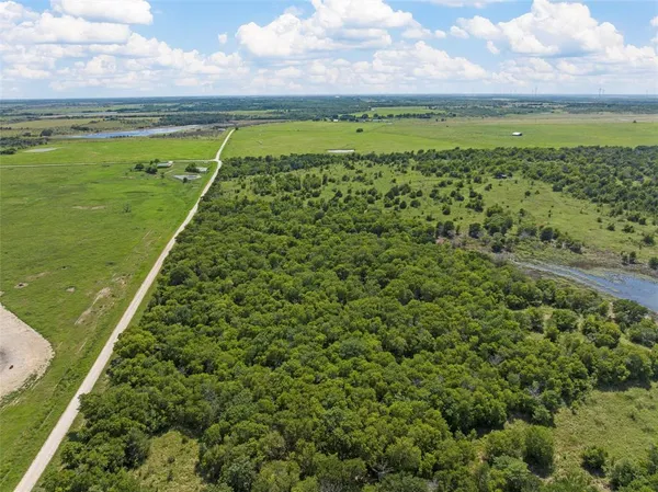$184,500 | 214 County Road 214, Coolidge, TX 76635