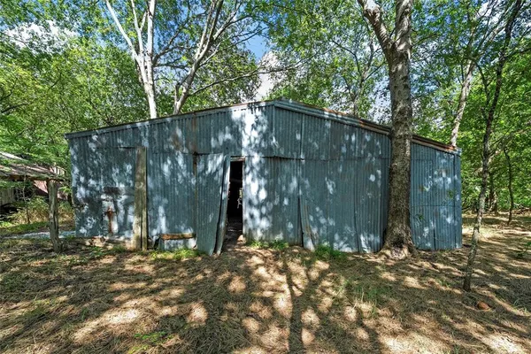 $184,500 | 214 County Road 214, Coolidge, TX 76635