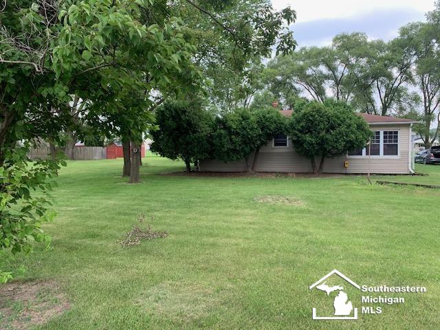 6880 Crabb Road Temperance, MI 48182 - Photo 5 of 36