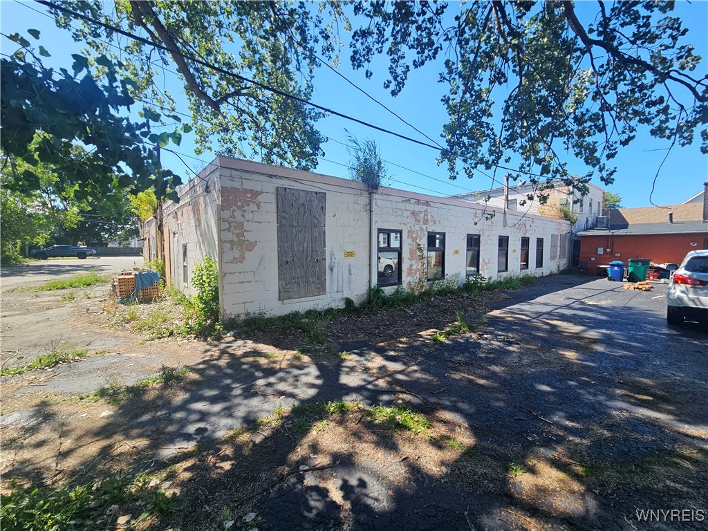 814 Abbott Road Buffalo, NY 14220 - Photo 12 of 15