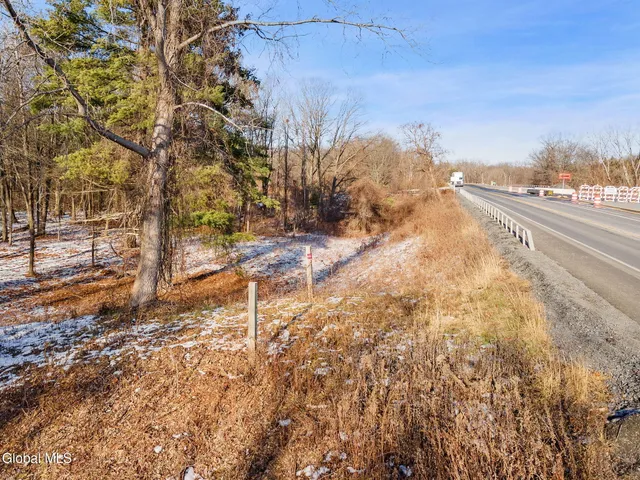 $89,000 | L12 Rr 9w, Bethlehem, NY 12158