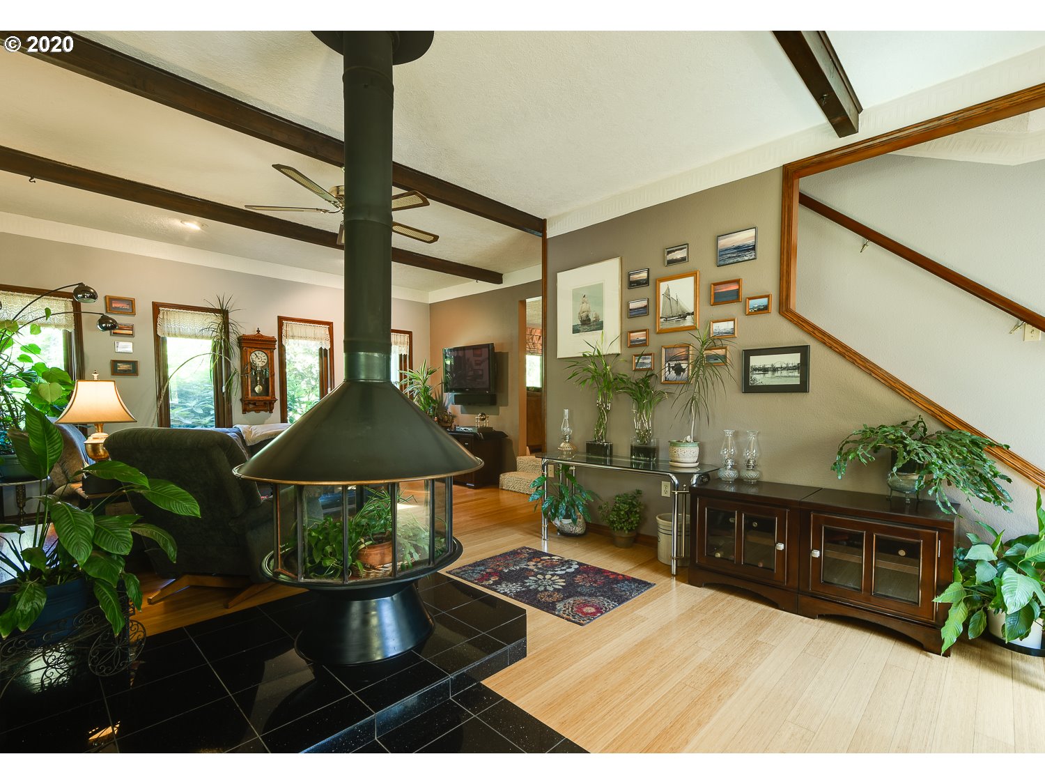 15500 Southwest Beef Bend Road Tigard, OR 97224 - Photo 3 of 29 Gallery Image 3