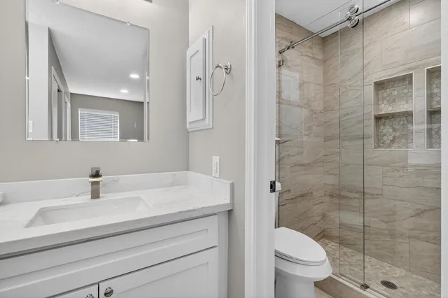 $255,000 | 6522 Barrygate Drive, Spring, TX 77373