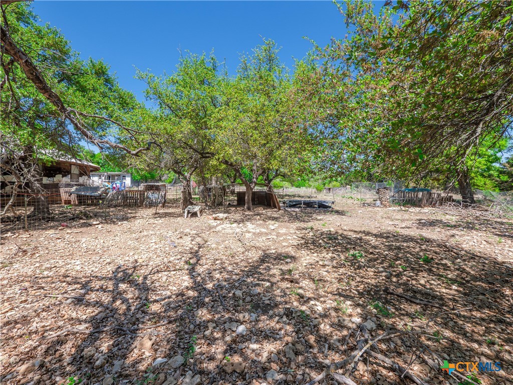 21500 Firefly Road Florence, TX 76527 - Photo 32 of 39