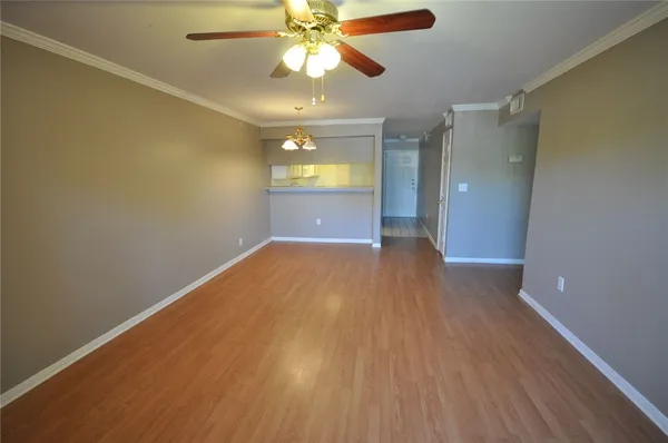 $2,695 | 501 West 26th Street, Unit 222, Austin, TX 78705