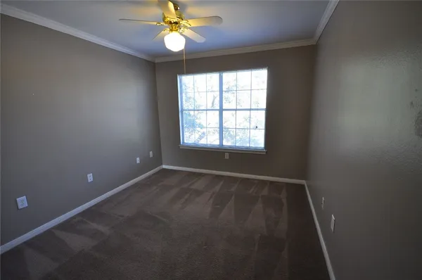 $2,695 | 501 West 26th Street, Unit 222, Austin, TX 78705