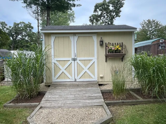 $85,000 | 5-50 Woodhaven Lakes, Sublette, IL 61367