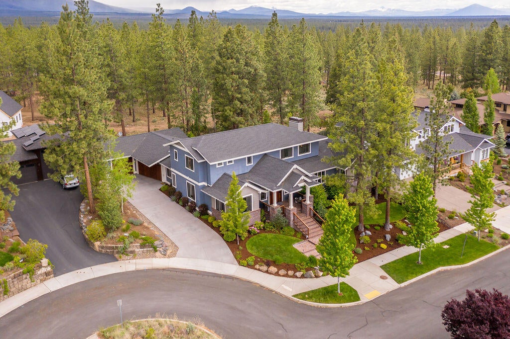 3336 Northwest Shevlin Ridge Bend, OR 97703 - Photo 59 of 69 RileyVisuals-70