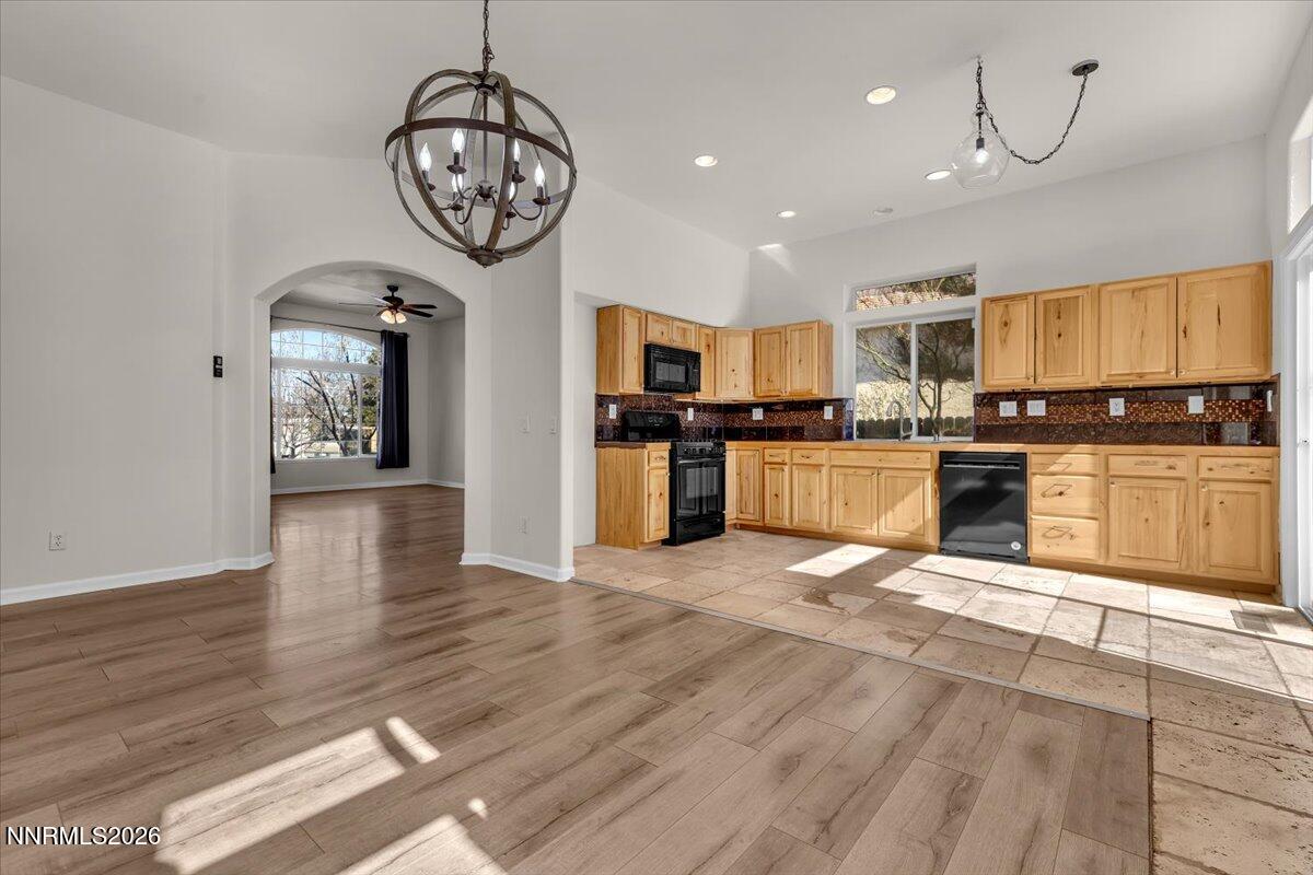 14670 Gold Run Drive Reno, NV 89521 - Photo 10 of 51 10-010