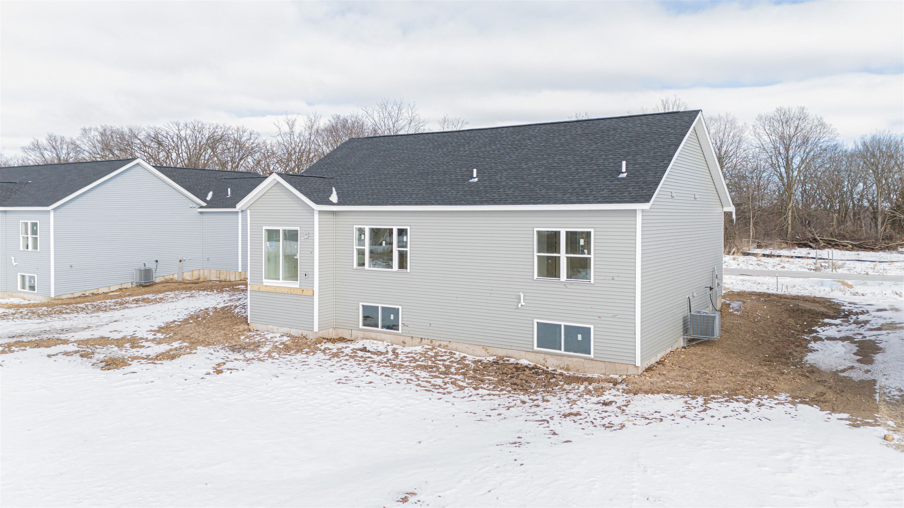 2380 Pow Wow Beloit, WI 53511 - Photo 3 of 15