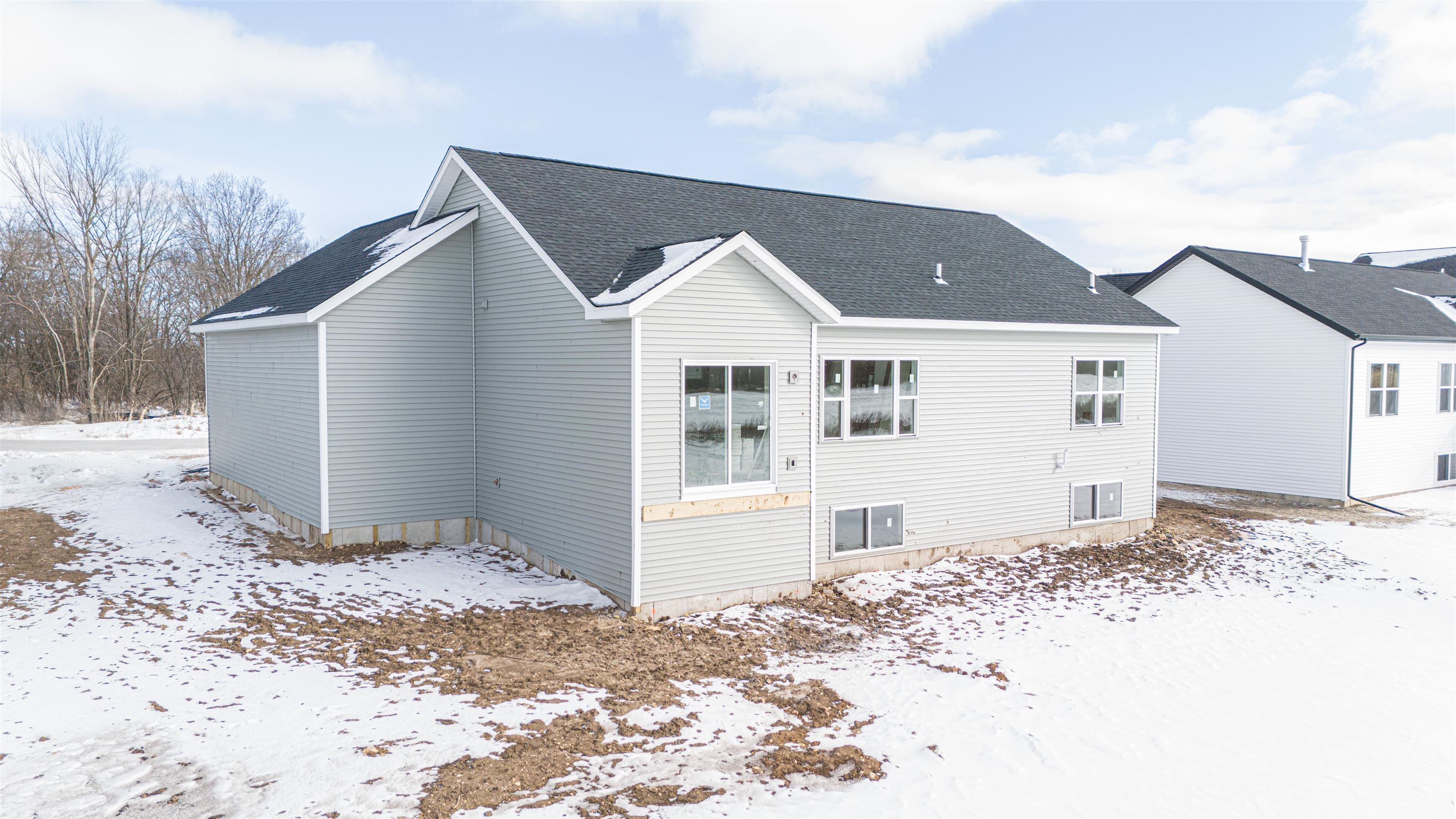2380 Pow Wow Beloit, WI 53511 - Photo 4 of 15