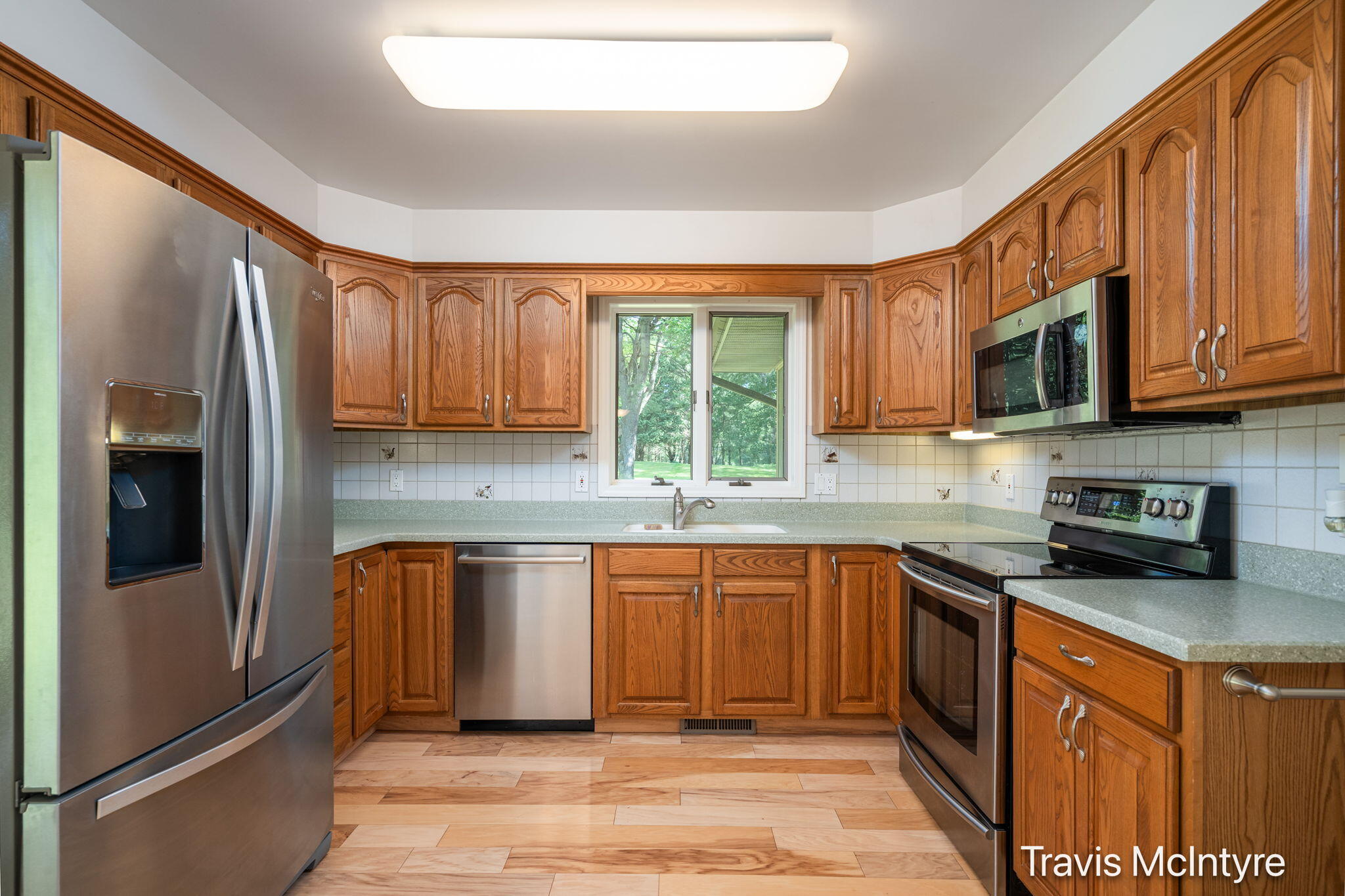 19-web-or-mls-12358 Pierce Rd-19