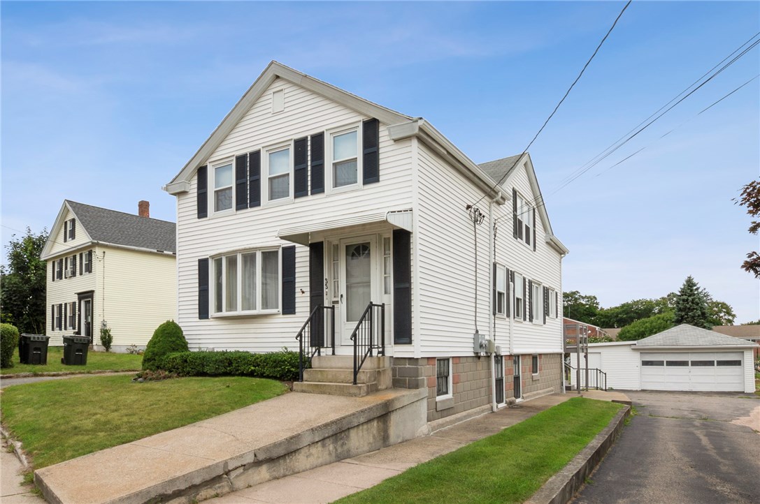 33 Granite Street Westerly, RI 02891 - Photo 2 of 45
