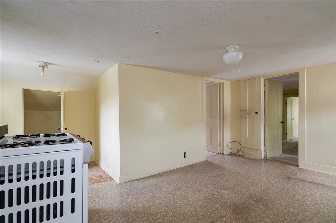 33 Granite Street Westerly, RI 02891 - Photo 26 of 45