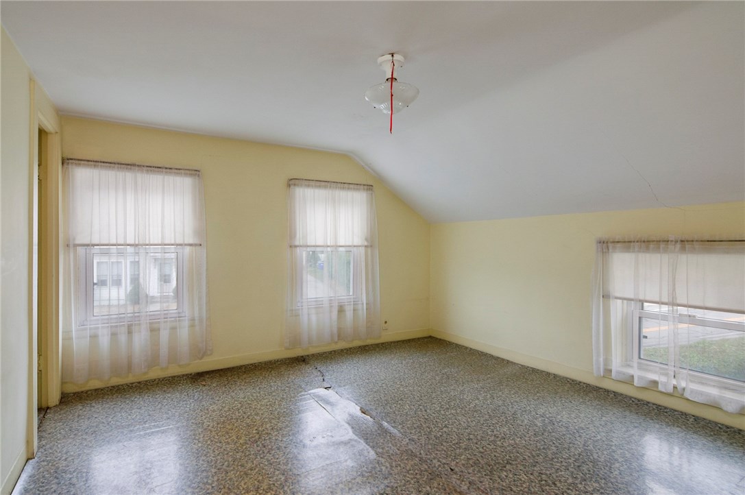 33 Granite Street Westerly, RI 02891 - Photo 34 of 45