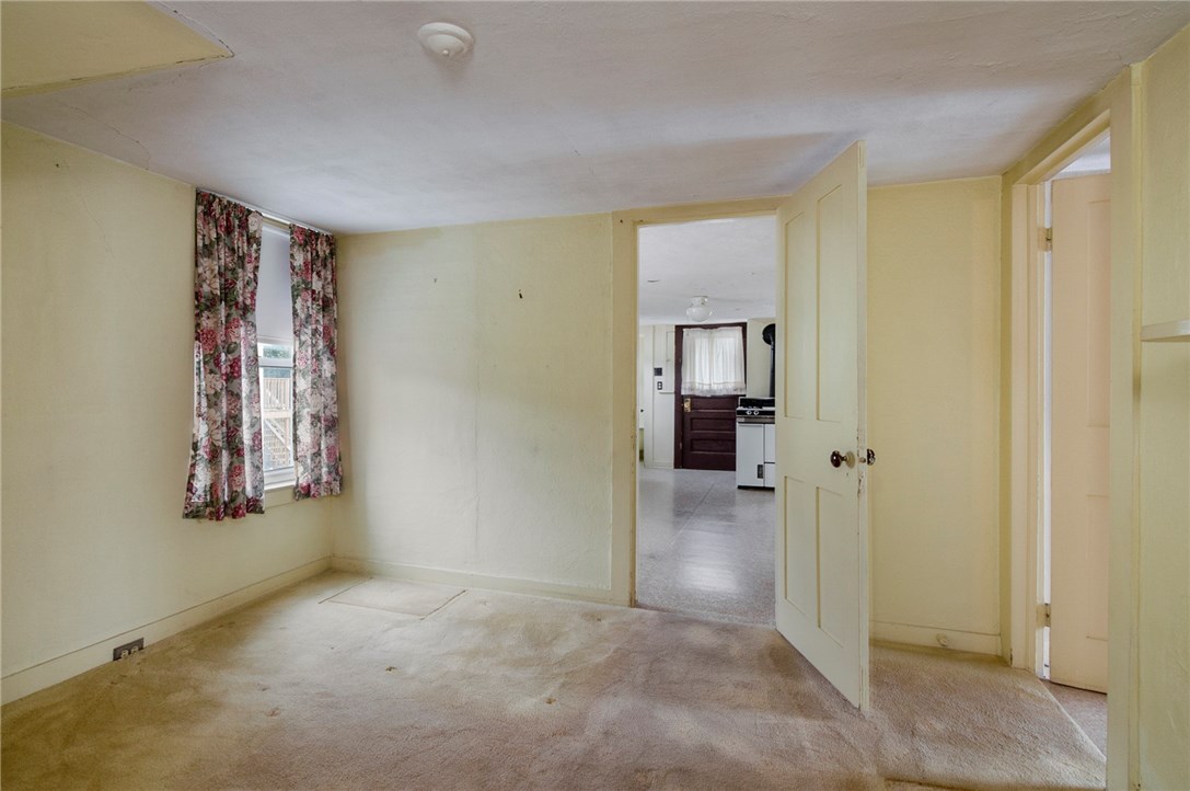 33 Granite Street Westerly, RI 02891 - Photo 35 of 45
