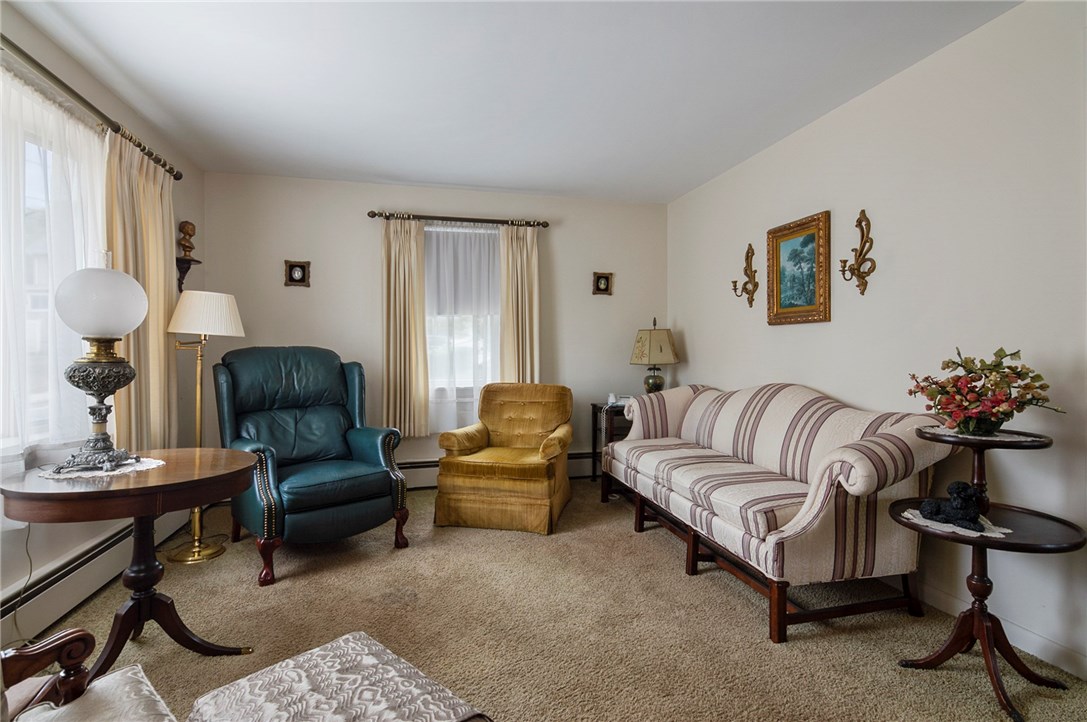 33 Granite Street Westerly, RI 02891 - Photo 5 of 45