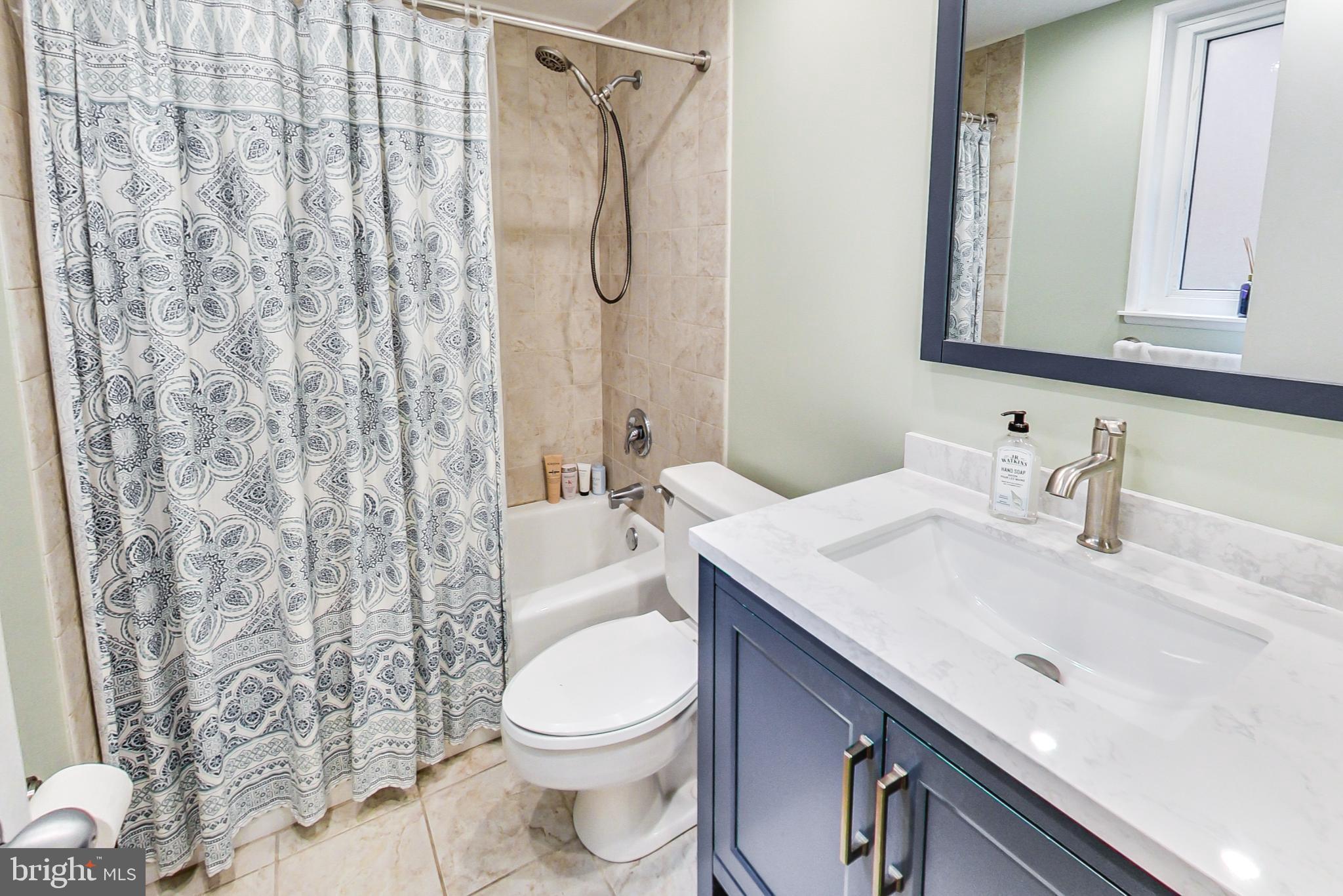 1810 Kalorama Road Northwest, Unit B1 Washington, DC 20009 - Photo 15 of 20