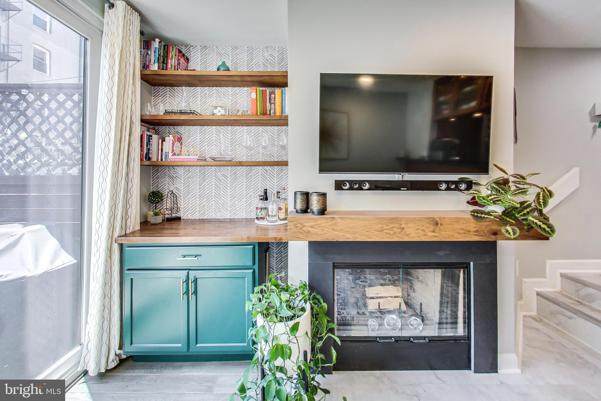 1810 Kalorama Road Northwest, Unit B1 Washington, DC 20009 - Photo 3 of 20