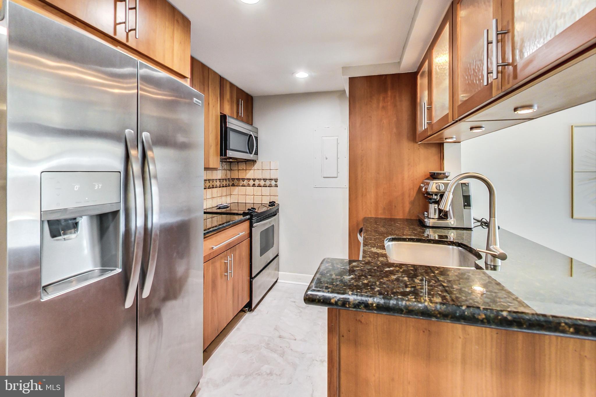 1810 Kalorama Road Northwest, Unit B1 Washington, DC 20009 - Photo 5 of 20