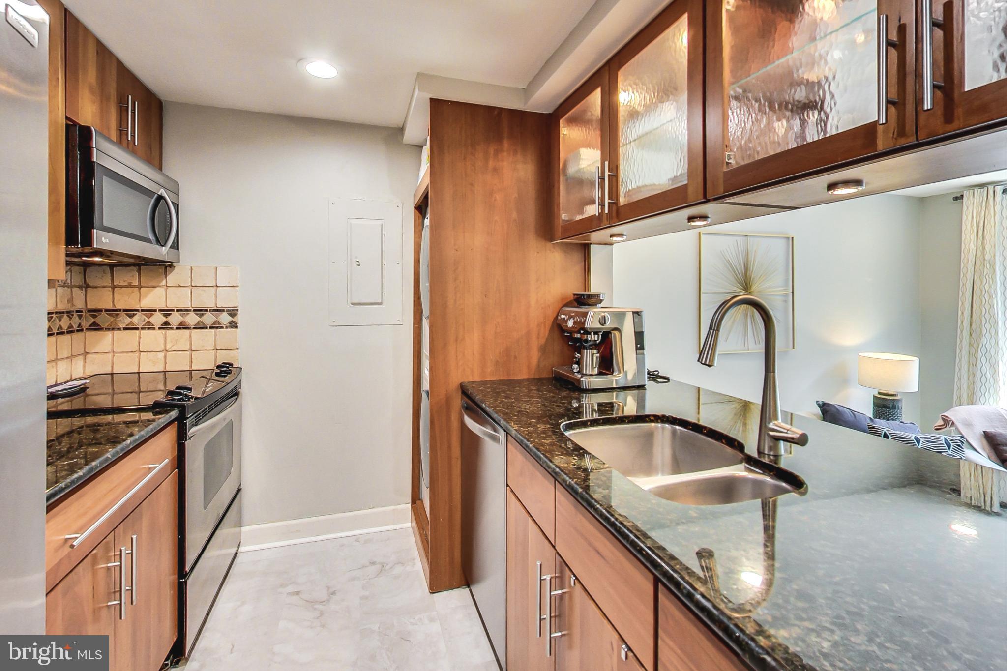 1810 Kalorama Road Northwest, Unit B1 Washington, DC 20009 - Photo 6 of 20