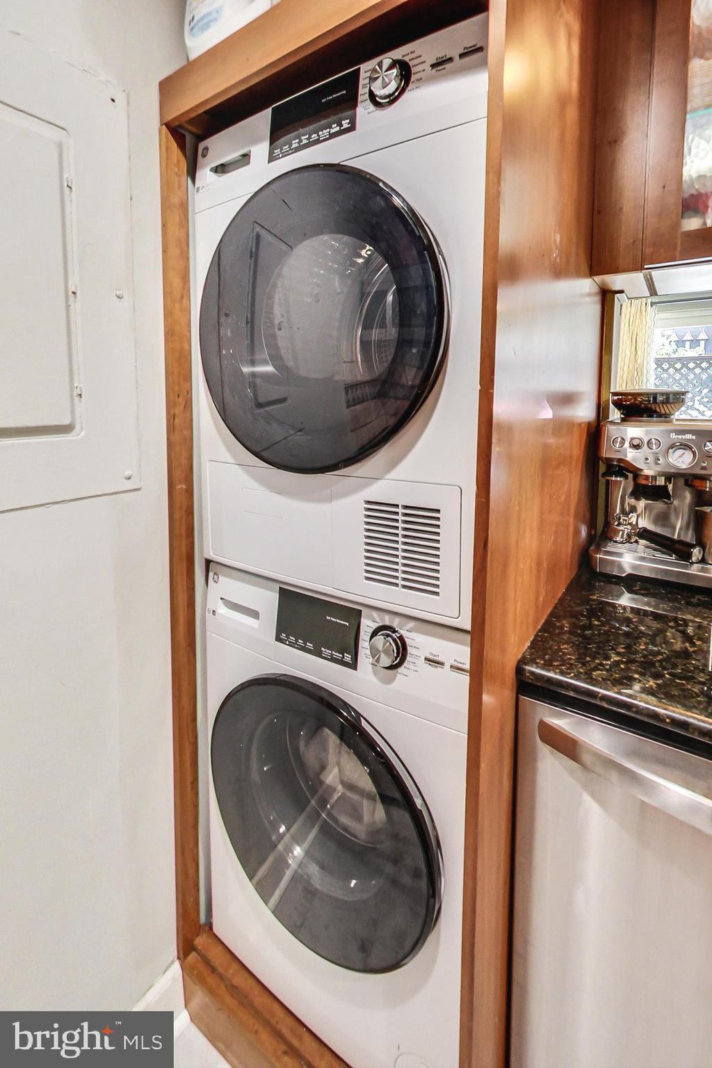 1810 Kalorama Road Northwest, Unit B1 Washington, DC 20009 - Photo 8 of 20