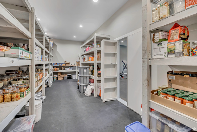 1720 Hillcrest Circle Mapleton, UT 84664 - Photo 85 of 116 View of storage room