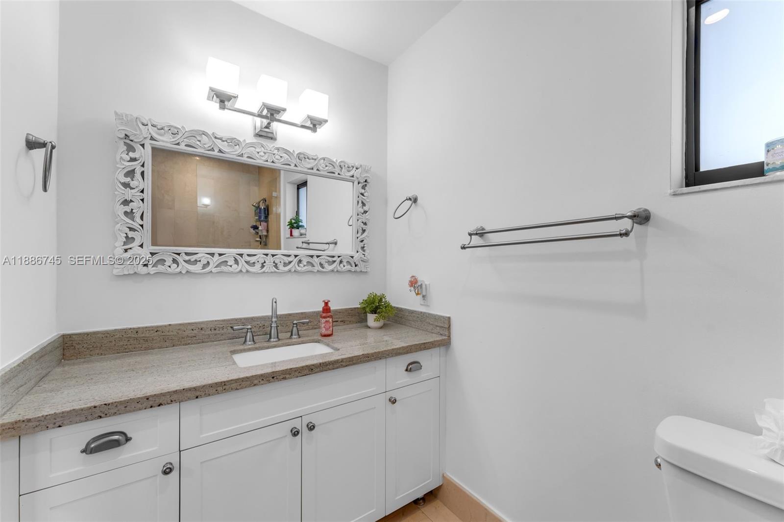 9032 Southwest 8th Terrace Miami, FL 33174 - Photo 20 of 37