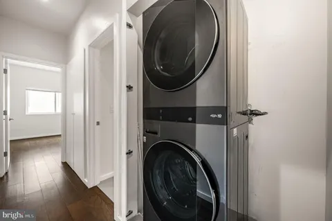 a close view of a bathtub in bathroom