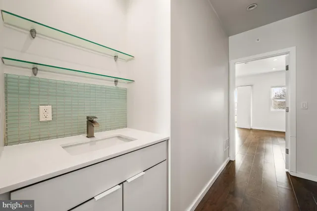 $449,000 | 529 West Jefferson Street, Philadelphia, PA 19122