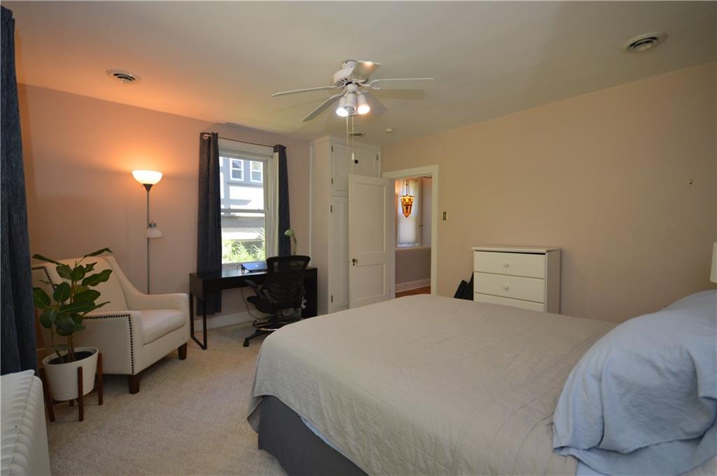 431 Locust Street Pittsburgh, PA 15218 - Photo 37 of 47 a bedroom with a bed and window